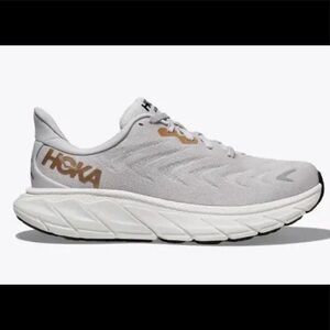 HOKA Arahi 6 Size 9.5 Wide